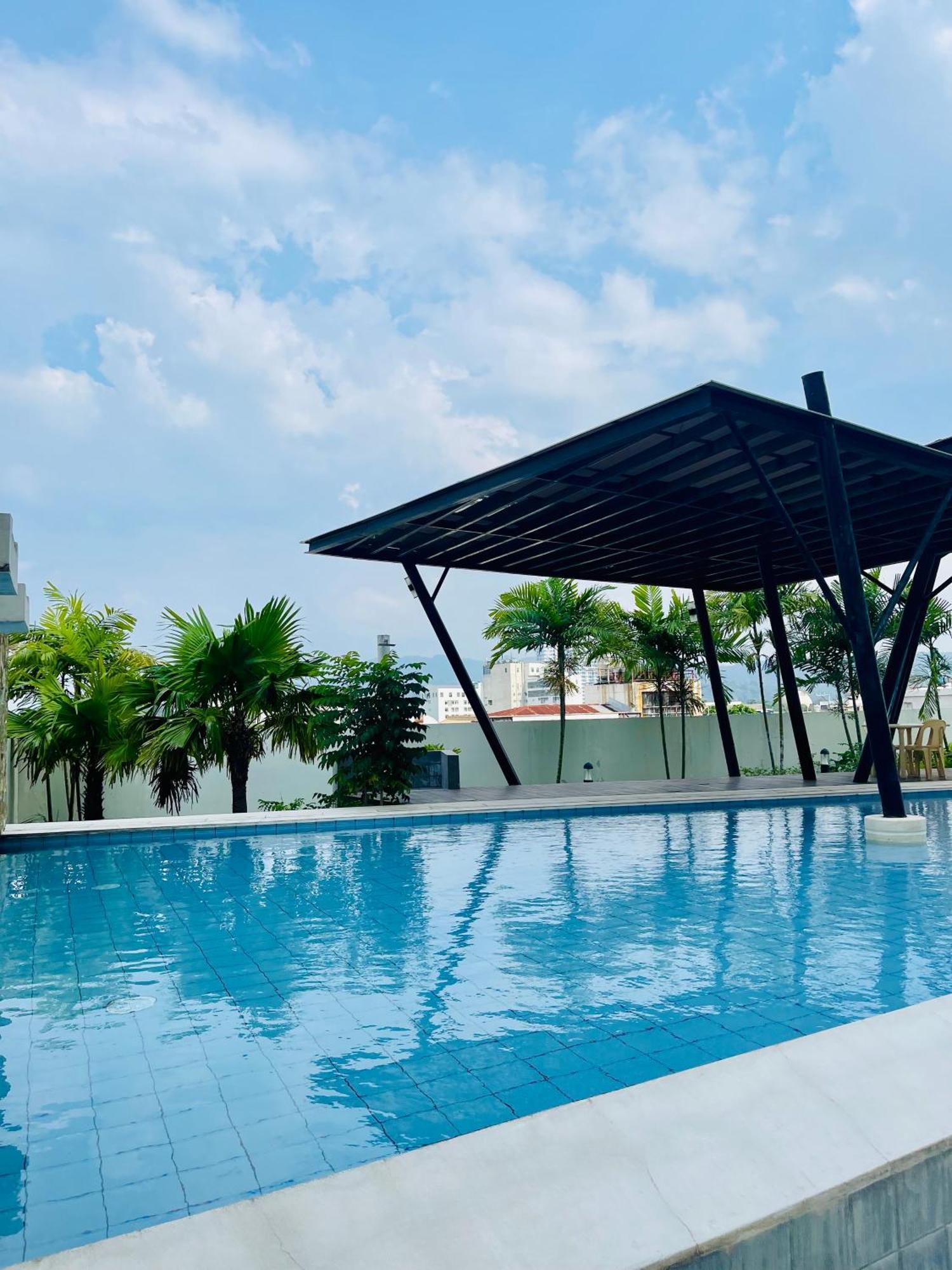 2-Bedroom Condo Unit With Balcony At Centrio Tower Beside Ayala Centrio Mall Downtown Cdo Cagayan de Oro Ngoại thất bức ảnh