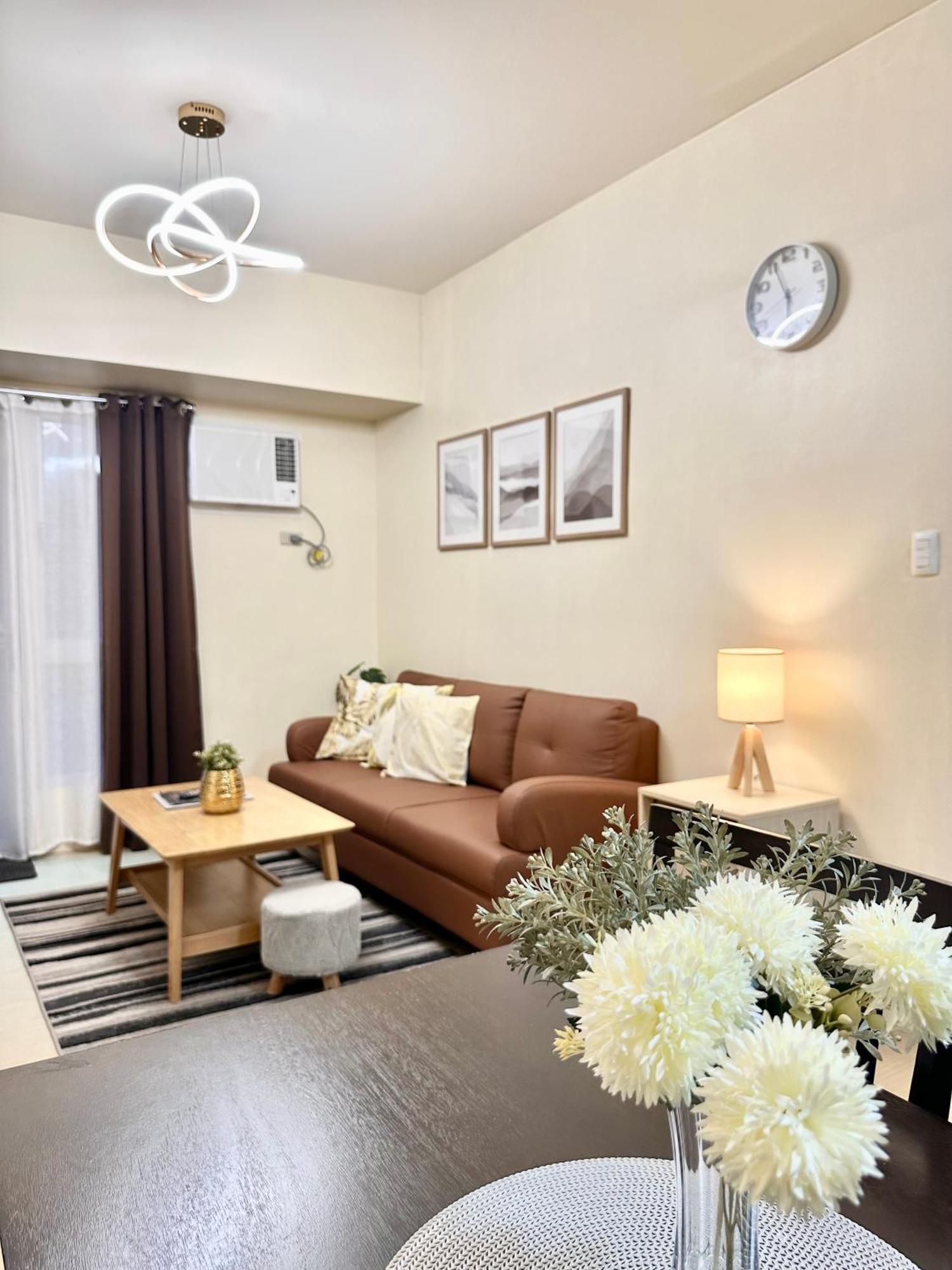 2-Bedroom Condo Unit With Balcony At Centrio Tower Beside Ayala Centrio Mall Downtown Cdo Cagayan de Oro Ngoại thất bức ảnh