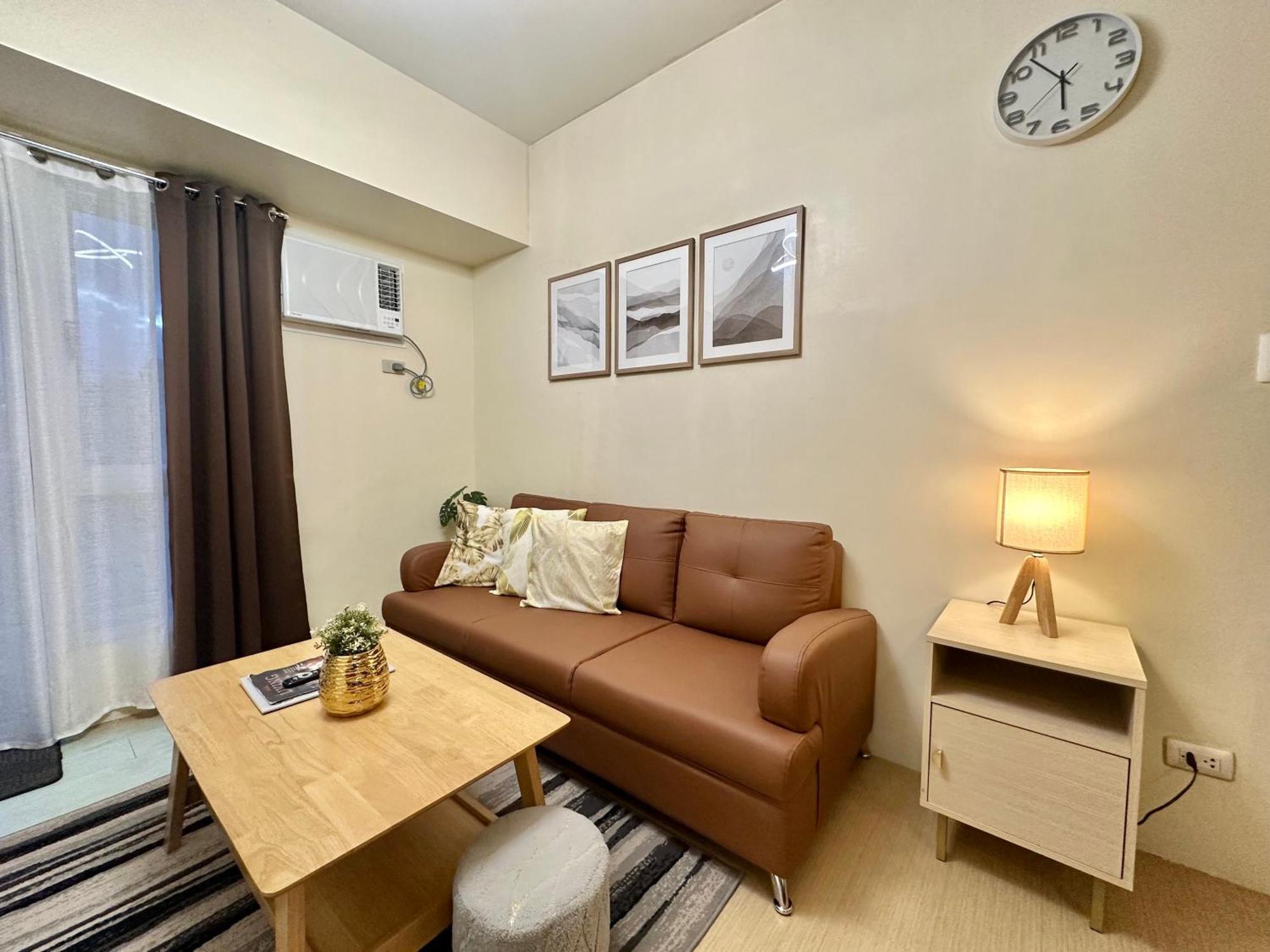 2-Bedroom Condo Unit With Balcony At Centrio Tower Beside Ayala Centrio Mall Downtown Cdo Cagayan de Oro Ngoại thất bức ảnh